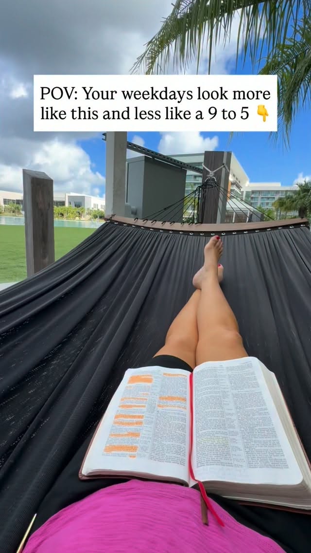 Elizabeth Johnston Instagram post 6